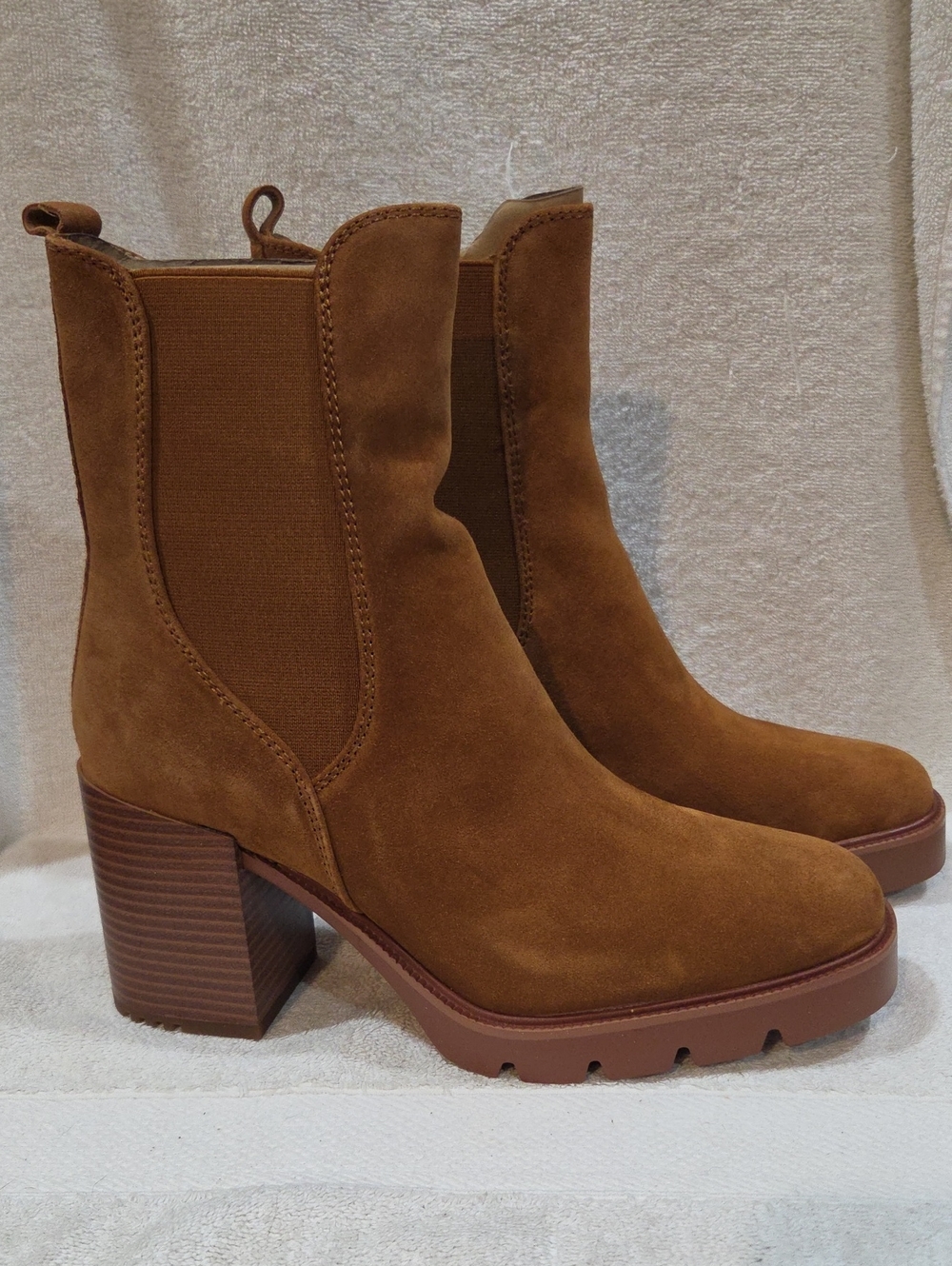 SAM EDELMAN PULL ON STYLE SUEDE BOOTS